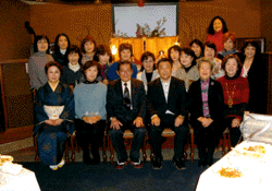 䂩