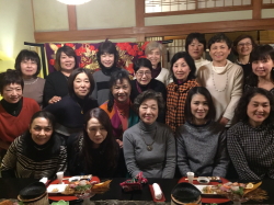 䂩