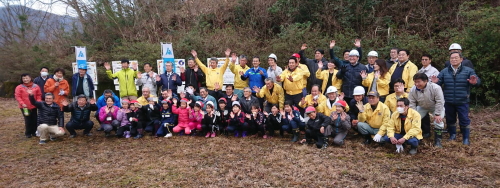 白水小、萩法人会、萩R、萩LC集合写真
