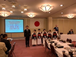 LrlbgUU掮