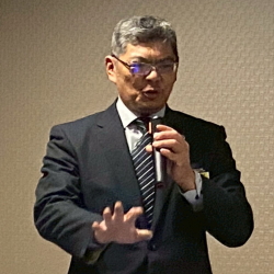 会員卓話・新谷 純